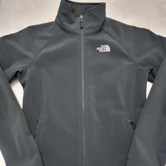 The North Face Soft Shell Jacket Size Small Like New - Picture 9 of 14